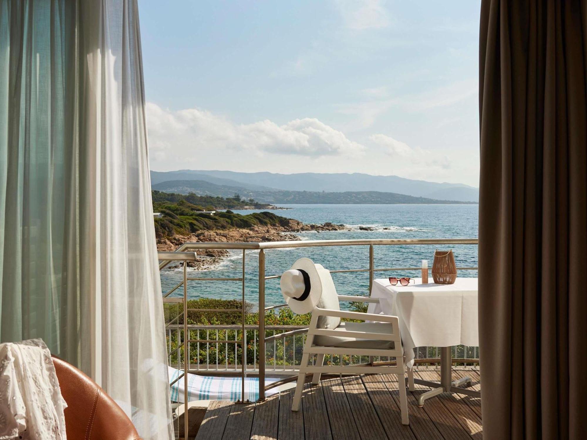 Suite Private Terrace Open Sea View