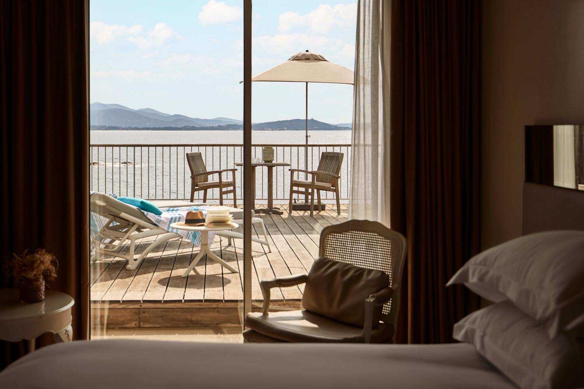 Chambre Deluxe avec Solarium Privé - Vue sur Mer